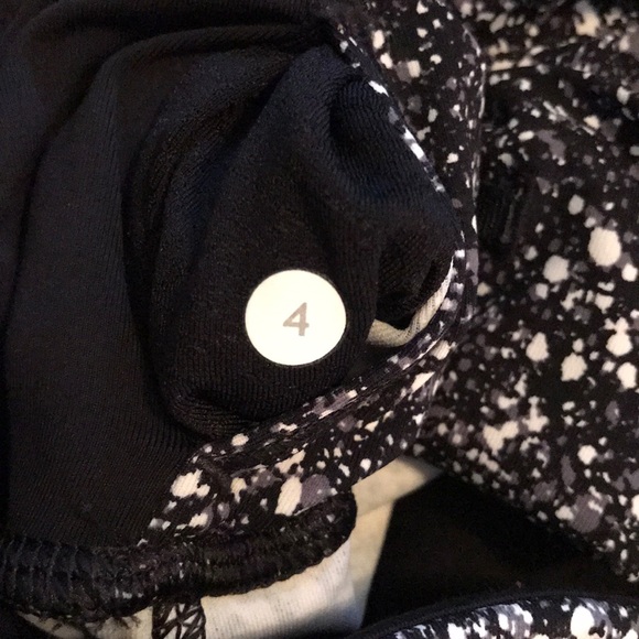 ****SOLD****Lululemon Blk/White splatter - Picture 6 of 6